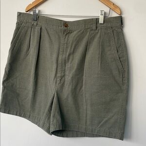 Abercrombie & Fitch Green Grey Flat Front Shorts Timeless Style Size 40 VTG